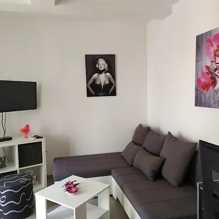 Lavanda Apartment *